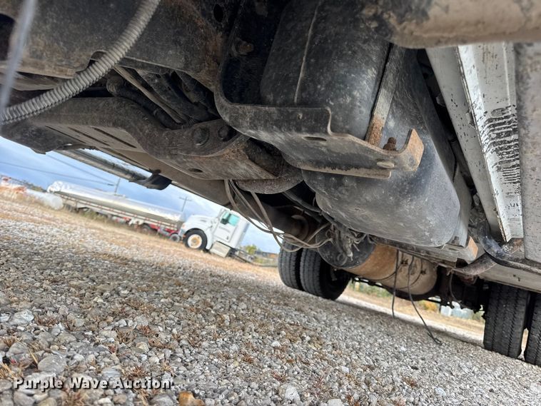 image for item DW6650 2012 RAM 5500HD utility / service truck