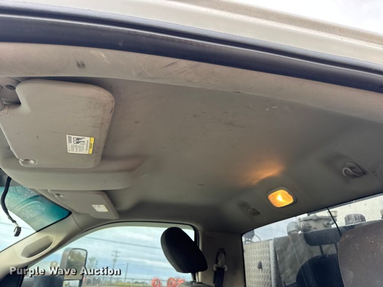 image for item DW6650 2012 RAM 5500HD utility / service truck