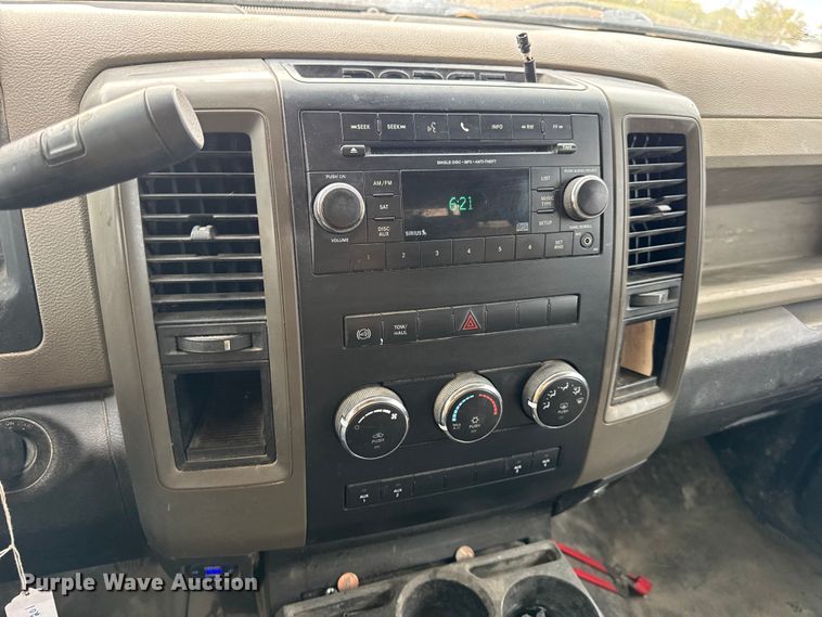 image for item DW6650 2012 RAM 5500HD utility / service truck