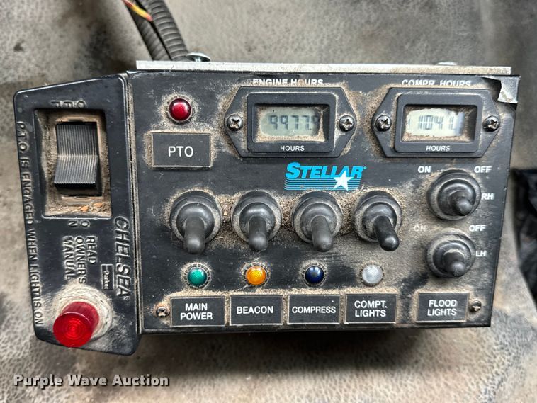 image for item DW6650 2012 RAM 5500HD utility / service truck