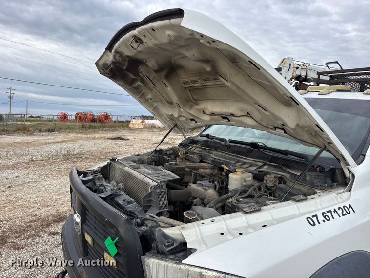 image for item DW6650 2012 RAM 5500HD utility / service truck