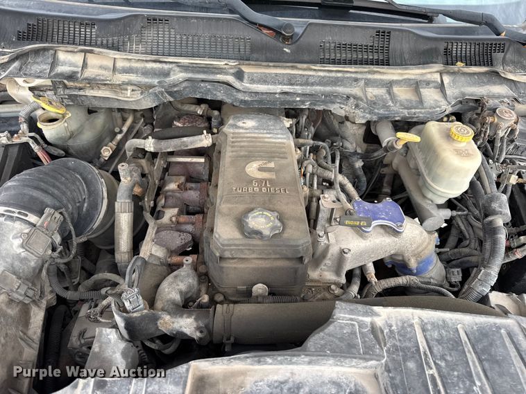 image for item DW6650 2012 RAM 5500HD utility / service truck