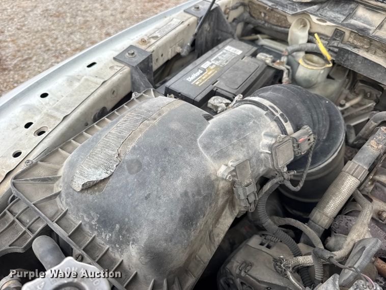 image for item DW6650 2012 RAM 5500HD utility / service truck