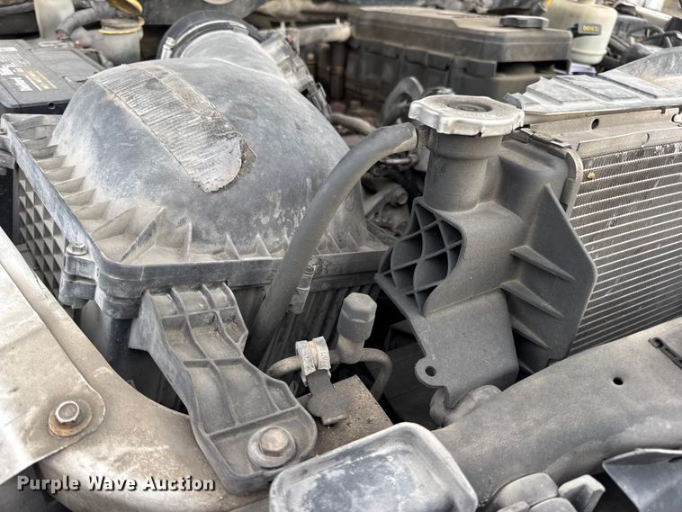 image for item DW6650 2012 RAM 5500HD utility / service truck