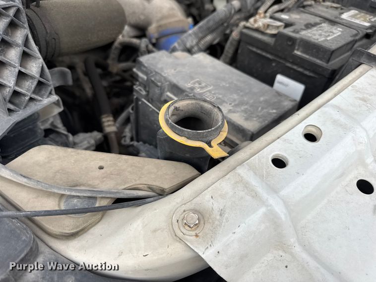 image for item DW6650 2012 RAM 5500HD utility / service truck