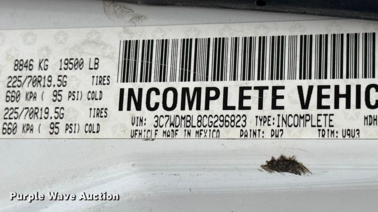 image for item DW6650 2012 RAM 5500HD utility / service truck