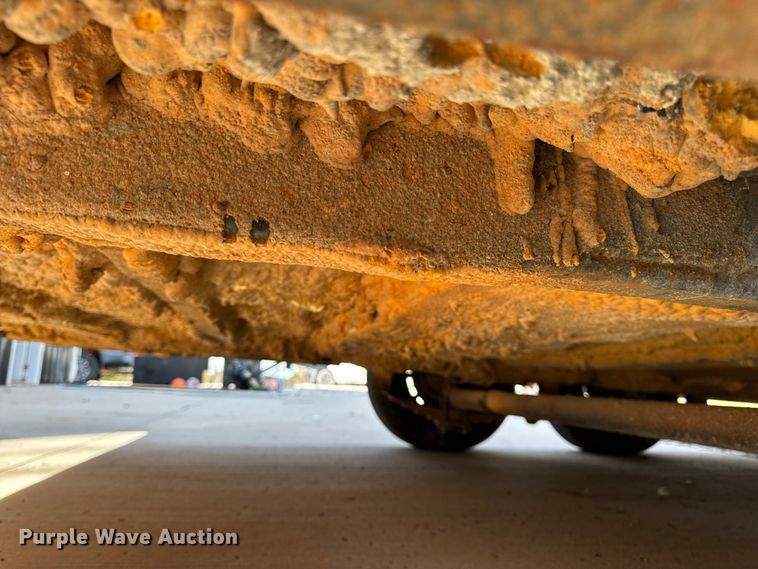 image for item DW6659 2019 Eagle spray foam trailer