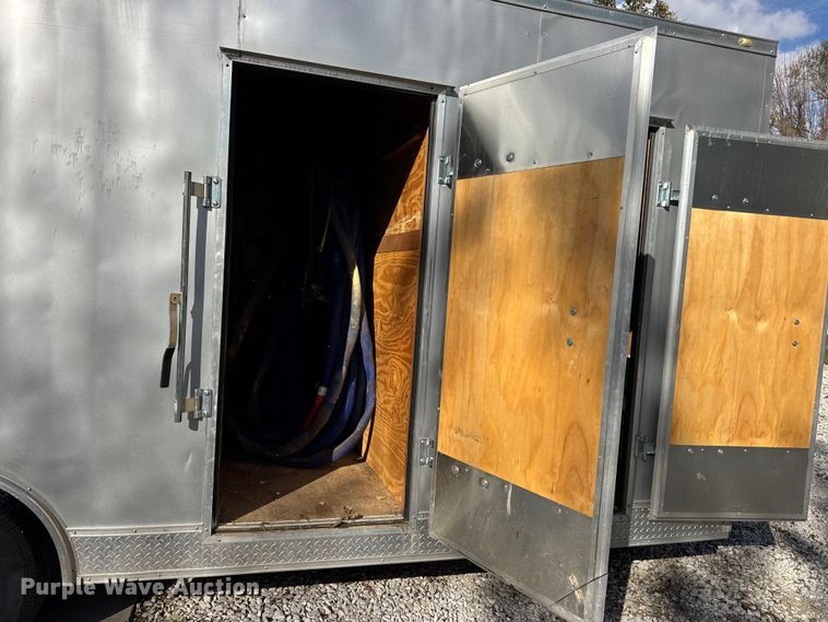 image for item DW6659 2019 Eagle spray foam trailer