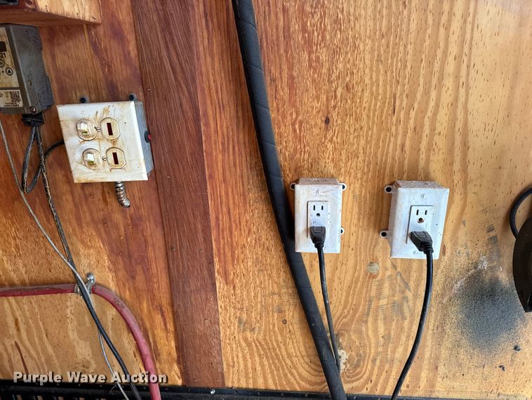 image for item DW6659 2019 Eagle spray foam trailer