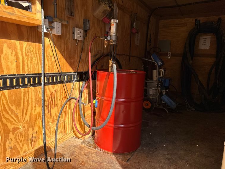 image for item DW6659 2019 Eagle spray foam trailer