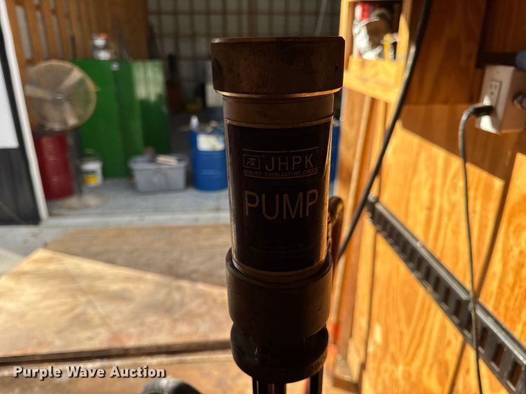 image for item DW6659 2019 Eagle spray foam trailer