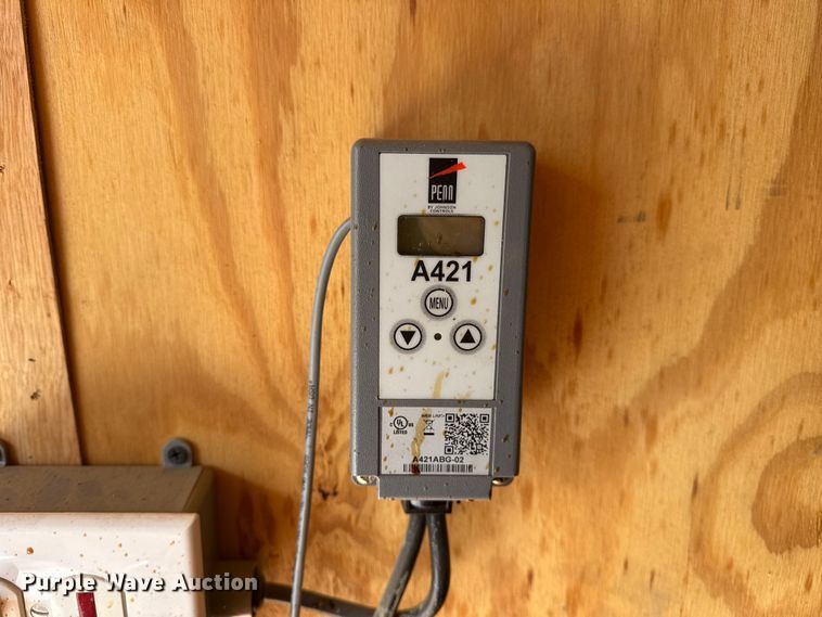 image for item DW6659 2019 Eagle spray foam trailer