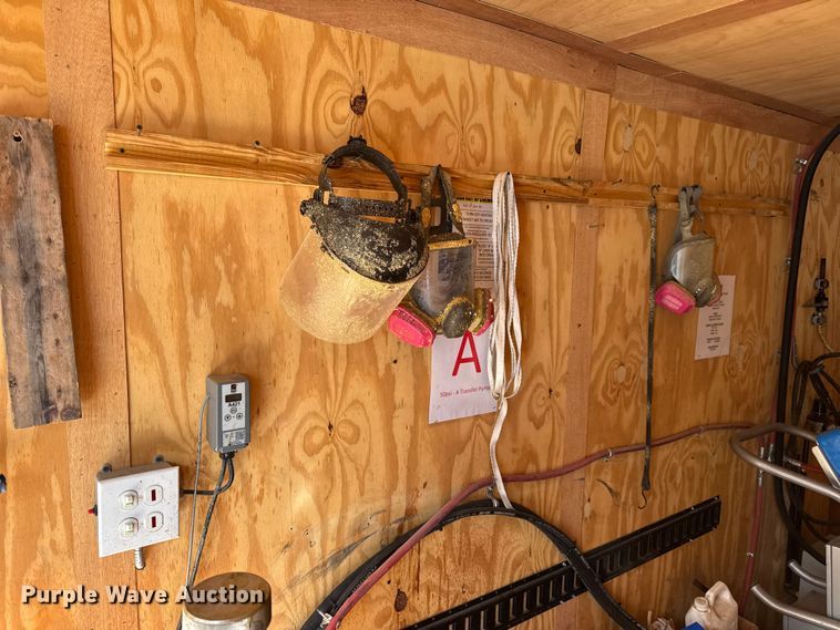 image for item DW6659 2019 Eagle spray foam trailer