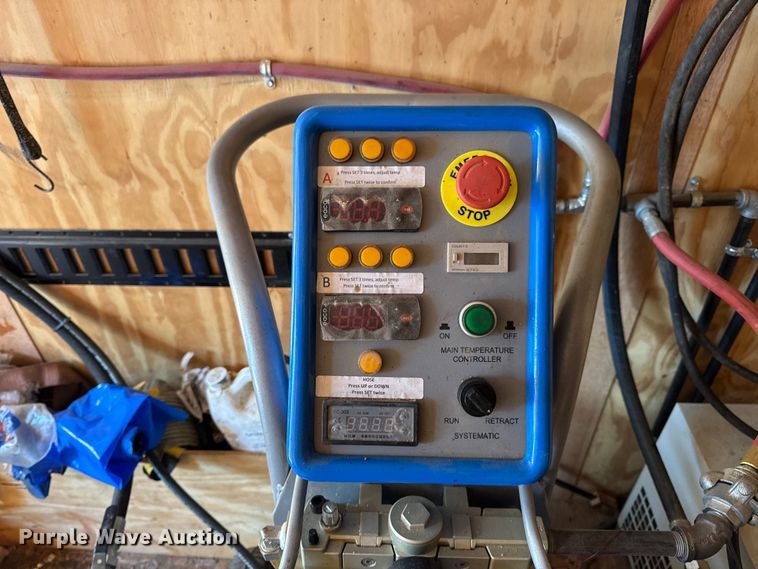 image for item DW6659 2019 Eagle spray foam trailer