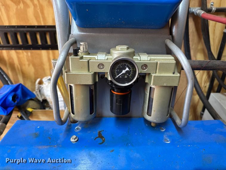 image for item DW6659 2019 Eagle spray foam trailer