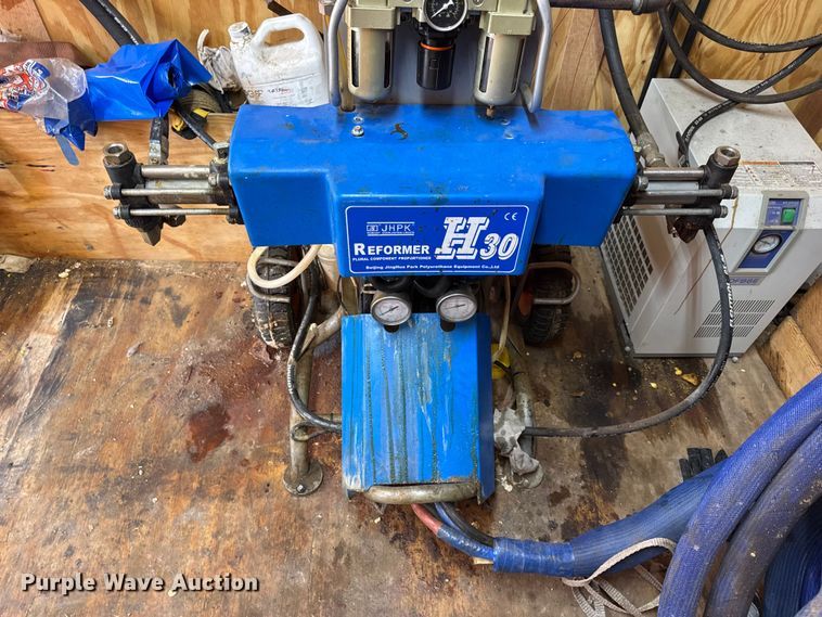 image for item DW6659 2019 Eagle spray foam trailer