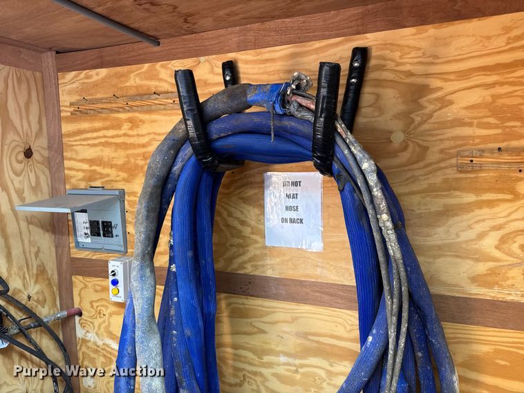 image for item DW6659 2019 Eagle spray foam trailer