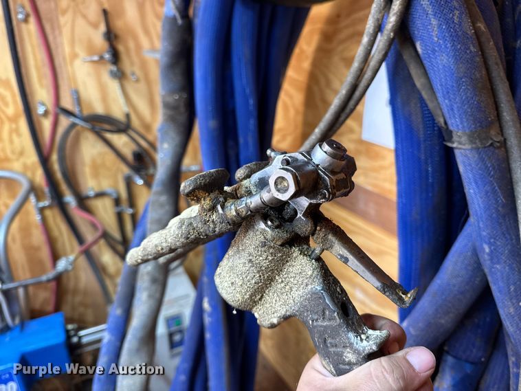 image for item DW6659 2019 Eagle spray foam trailer