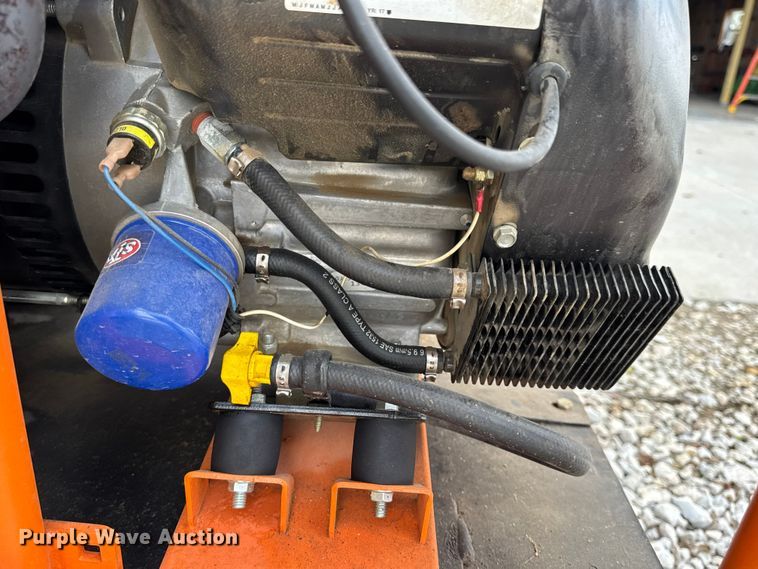 image for item DW6659 2019 Eagle spray foam trailer