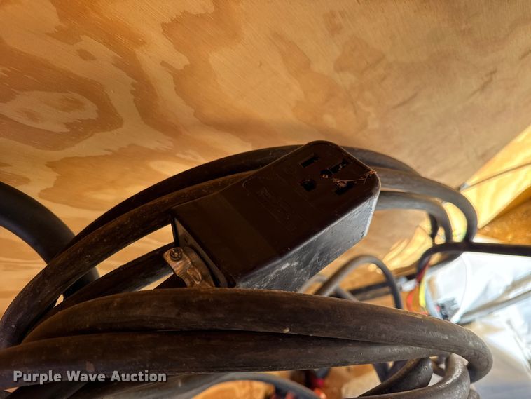 image for item DW6659 2019 Eagle spray foam trailer