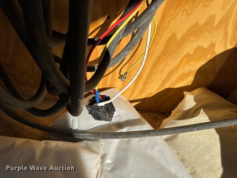 image for item DW6659 2019 Eagle spray foam trailer