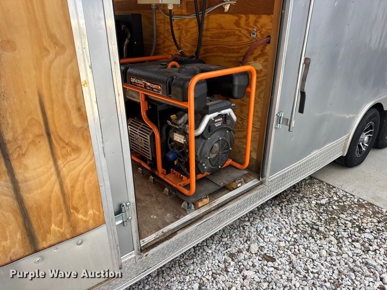 image for item DW6659 2019 Eagle spray foam trailer