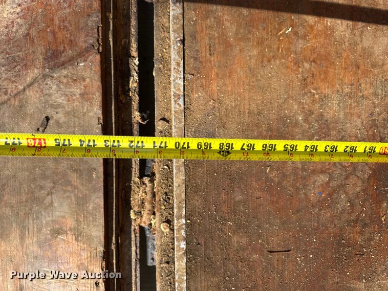 image for item DW6659 2019 Eagle spray foam trailer