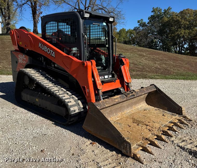 MINI CARGADOR SOBRE ORUGAS 2017 KUBOTA SVL952S