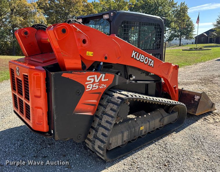 MINI CARGADOR SOBRE ORUGAS 2017 KUBOTA SVL952S