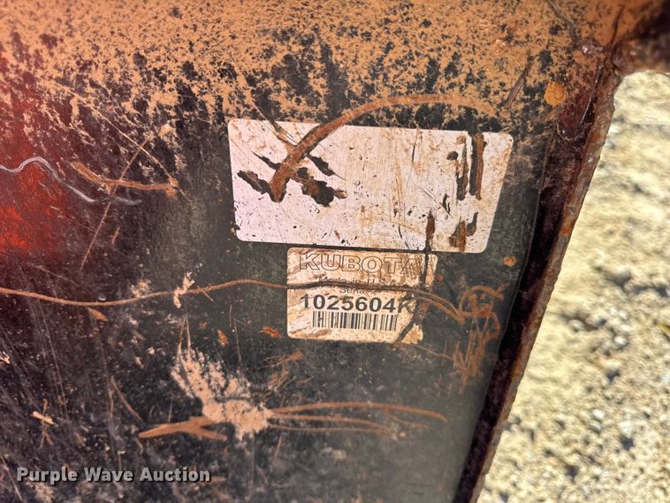 image for item DW6662 2017 Kubota SVL95-2S tracked skid steer loader