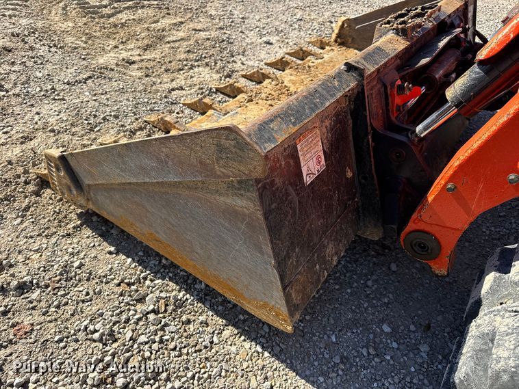 image for item DW6662 2017 Kubota SVL95-2S tracked skid steer loader