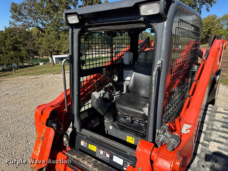 image for item DW6662 2017 Kubota SVL95-2S tracked skid steer loader