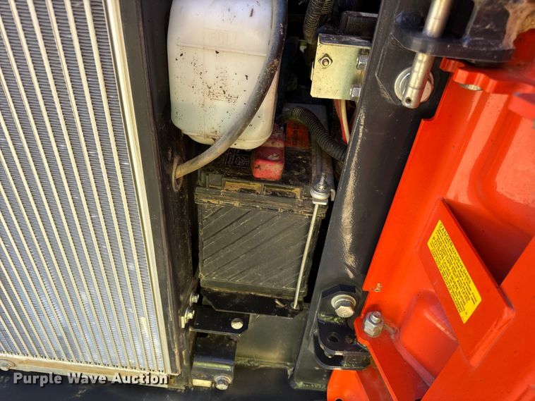 image for item DW6662 2017 Kubota SVL95-2S tracked skid steer loader