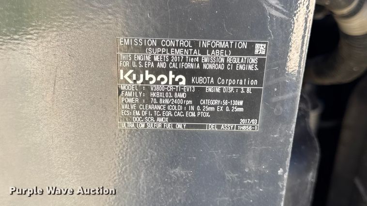 image for item DW6662 2017 Kubota SVL95-2S tracked skid steer loader