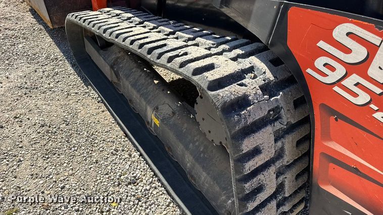 image for item DW6662 2017 Kubota SVL95-2S tracked skid steer loader