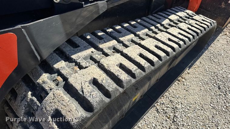 image for item DW6662 2017 Kubota SVL95-2S tracked skid steer loader