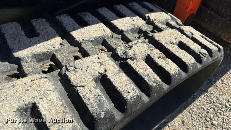 image for item DW6662 2017 Kubota SVL95-2S tracked skid steer loader