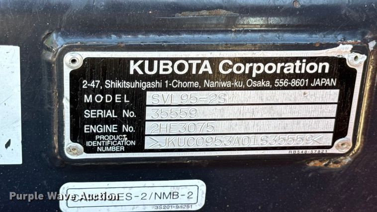 image for item DW6662 2017 Kubota SVL95-2S tracked skid steer loader
