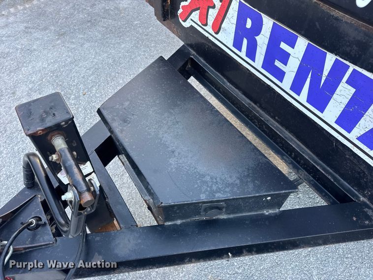 image for item DW6667 2020 Delco dump trailer