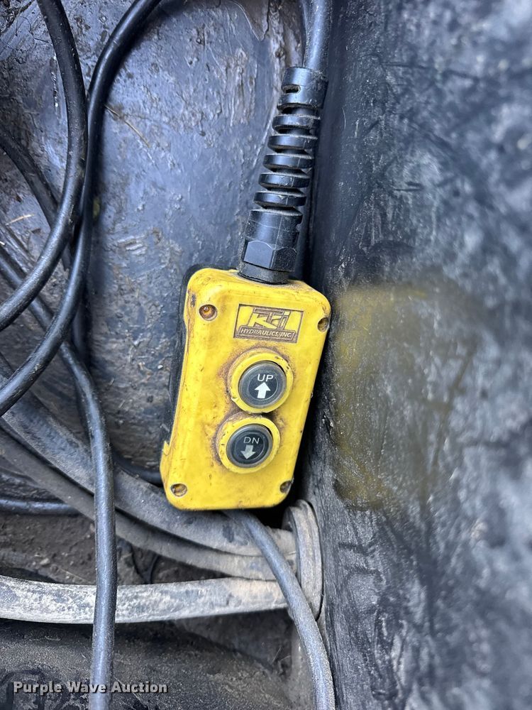 image for item DW6668 2020 Delco dump trailer