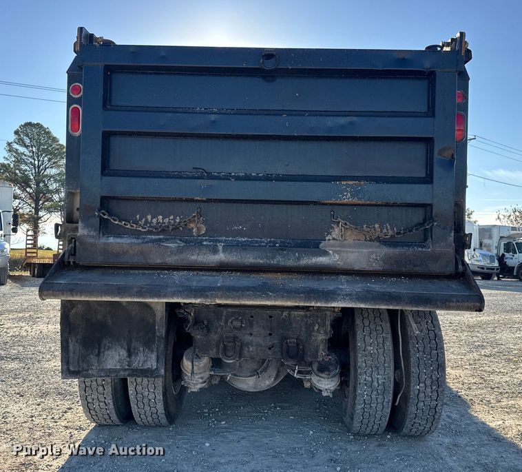 image for item DW6675 2009 International 7500 dump truck