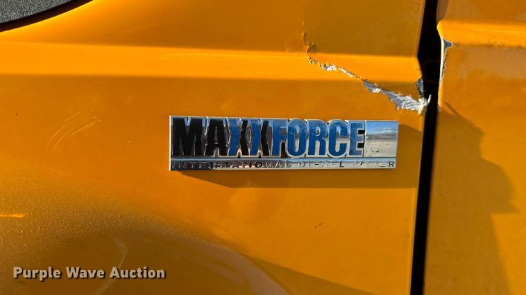 image for item DW6675 2009 International 7500 dump truck