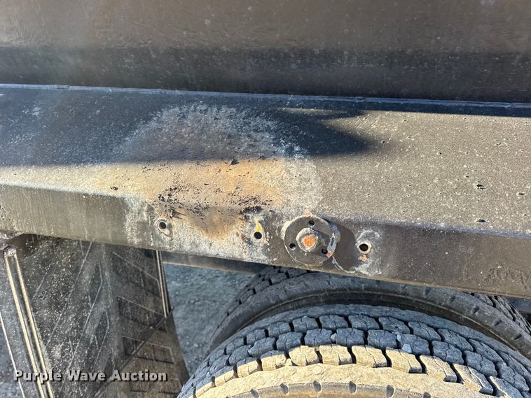 image for item DW6675 2009 International 7500 dump truck