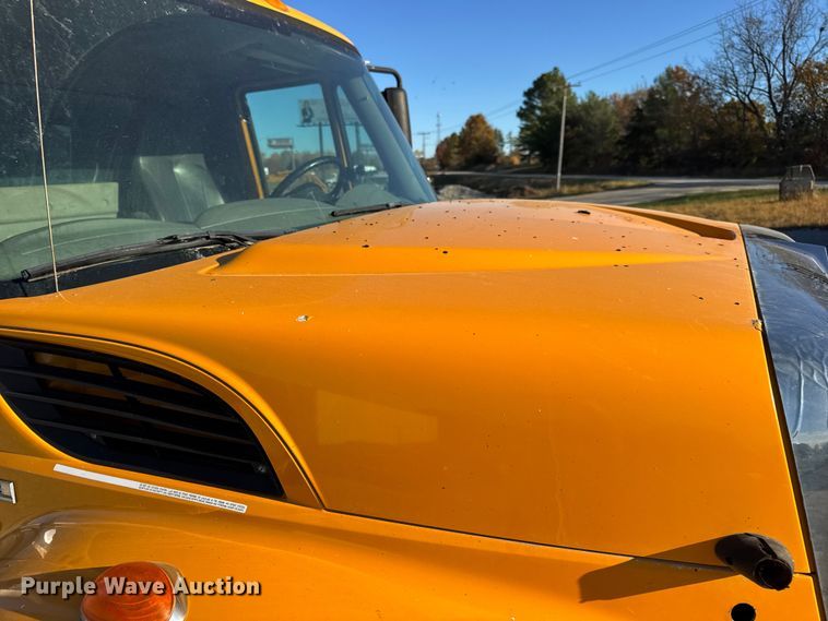 image for item DW6675 2009 International 7500 dump truck