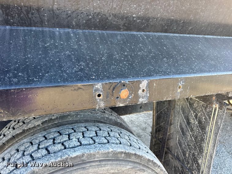 image for item DW6675 2009 International 7500 dump truck