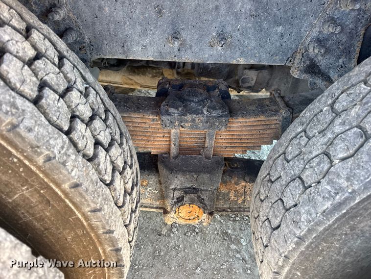 image for item DW6675 2009 International 7500 dump truck