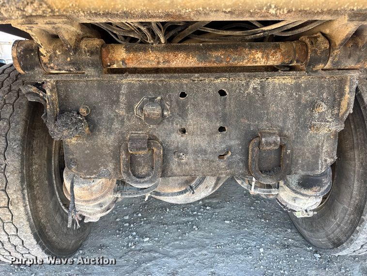 image for item DW6675 2009 International 7500 dump truck