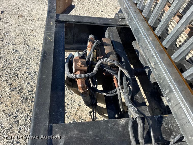 image for item DW6675 2009 International 7500 dump truck