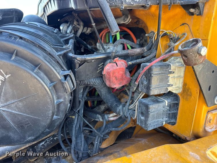 image for item DW6675 2009 International 7500 dump truck