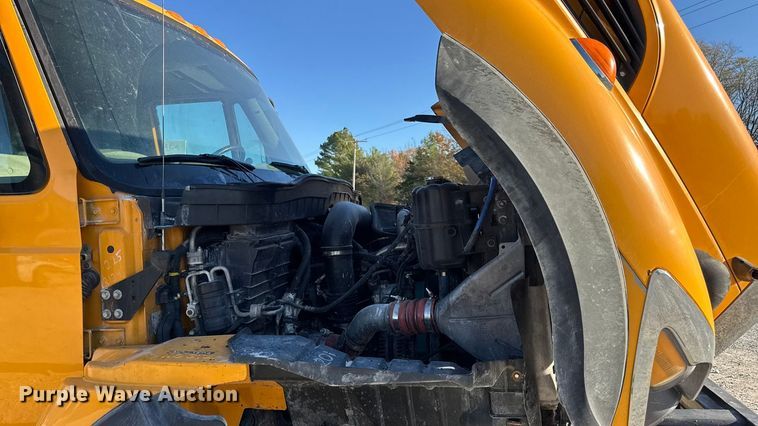 image for item DW6675 2009 International 7500 dump truck